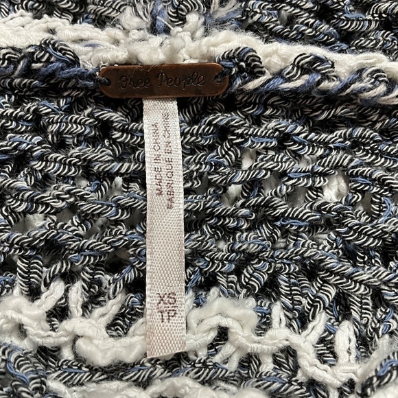 FREE PEOPLE Folksong Fringe Tunic Loose Knit Sleeveless Sweater Oversize Sz XS - Picture 6 of 10